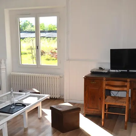Au Coeur De La Forêt, De 2 à 14 Personnes Hébergement de vacances Soulaures