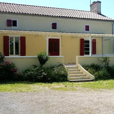 Les Lucioles, Charme, Calme, Nature Et Fraicheur Holiday home