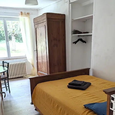 Les Lucioles, Charme, Calme, Nature Et Fraicheur Holiday home