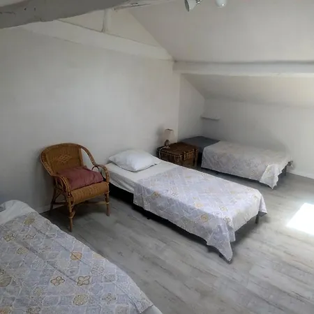 Holiday home Les Lucioles, Charme, Calme, Nature Et Fraicheur Soulaures